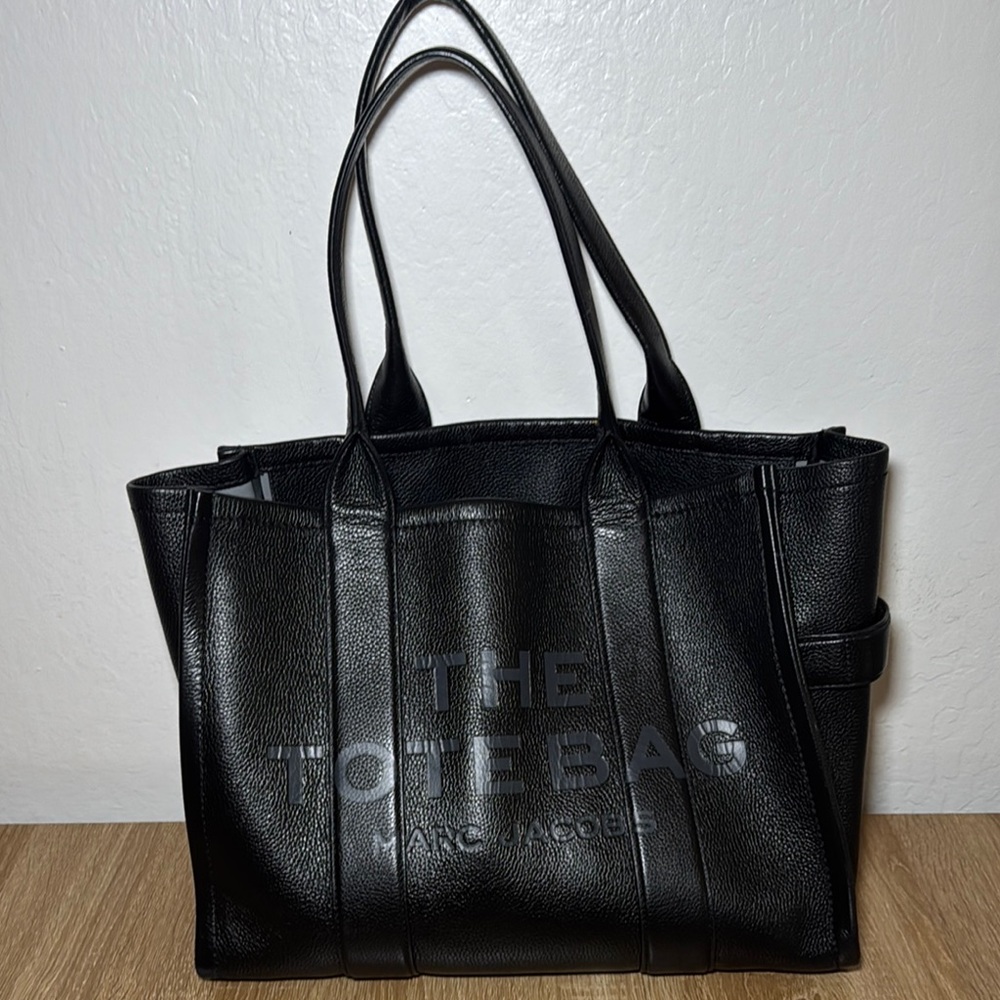 Marc Jacobs Black Leather Tote